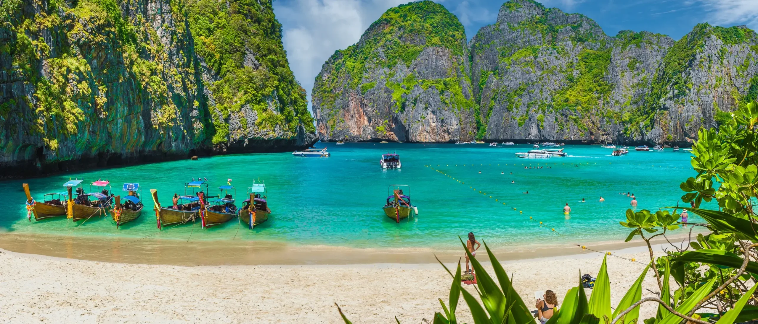 iStock-1083819144-2-Header_Mobile